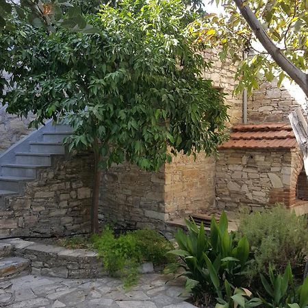 Ample Places Lefkara Bagian luar foto